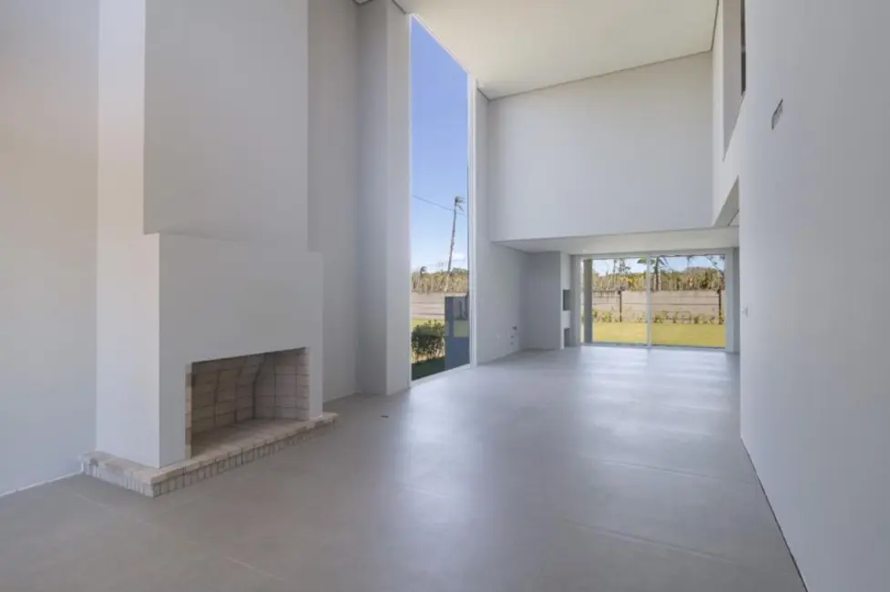 Foto 9 de Casa de Condomínio com 4 quartos à venda, 260m2 em Torres - RS