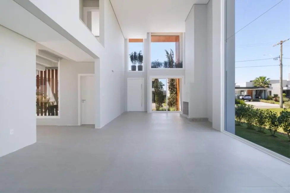 Foto 6 de Casa de Condomínio com 4 quartos à venda, 260m2 em Torres - RS
