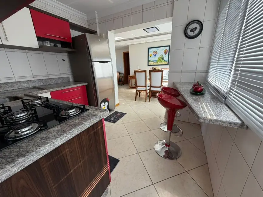 Foto 5 de Apartamento com 3 quartos à venda, 104m2 em Torres - RS