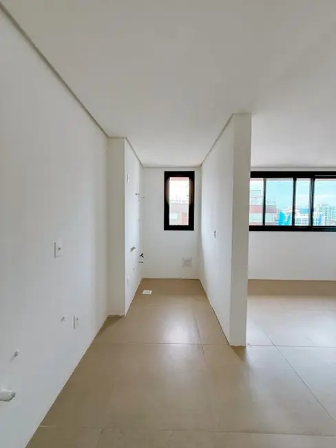 Foto 3 de Apartamento com 2 quartos à venda, 77m2 em Centro, Torres - RS