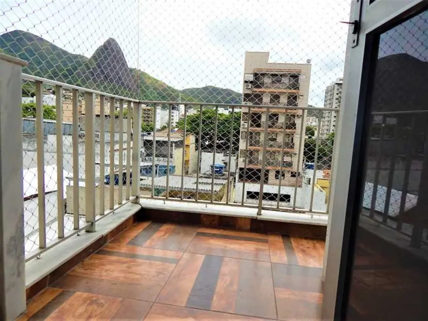 Foto 2 de Apartamento com 2 quartos à venda, 72m2 em Rio De Janeiro - RJ