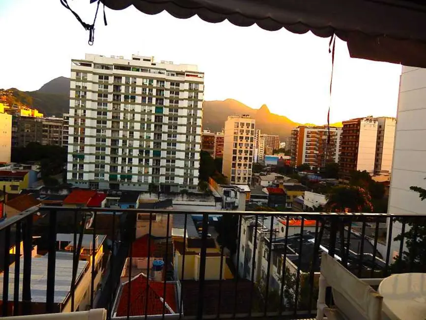 Foto 2 de Apartamento com 3 quartos à venda, 123m2 em Rio De Janeiro - RJ