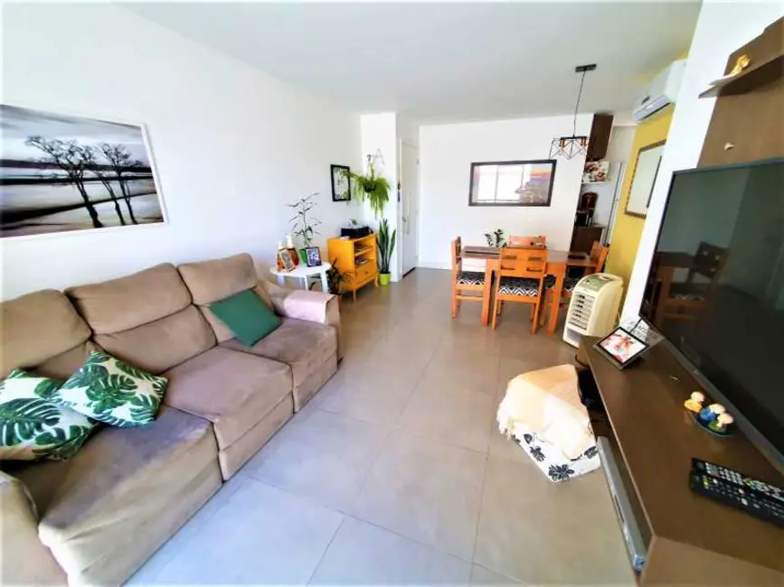 Foto 2 de Apartamento com 3 quartos à venda, 83m2 em Rio De Janeiro - RJ