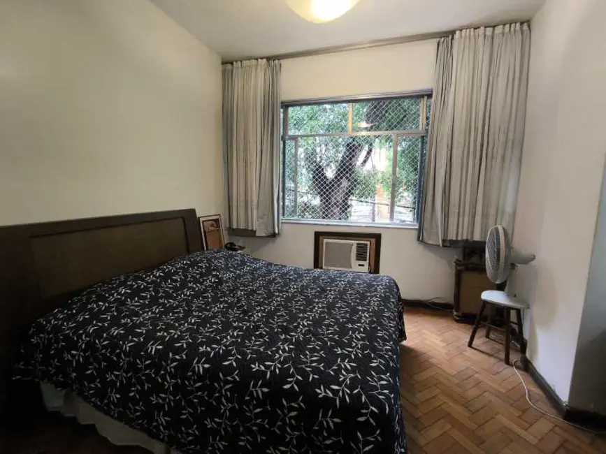 Foto 3 de Apartamento com 5 quartos à venda, 184m2 em Rio De Janeiro - RJ