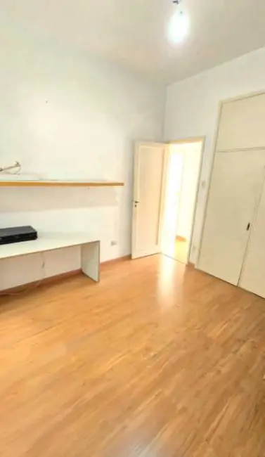 Apartamento com 3 quartos à venda, 126m2 em Rio De Janeiro - RJ - imagem 3 Foto 3 de Apartamento com 3 quartos à venda, 126m2 em Rio De Janeiro - RJ