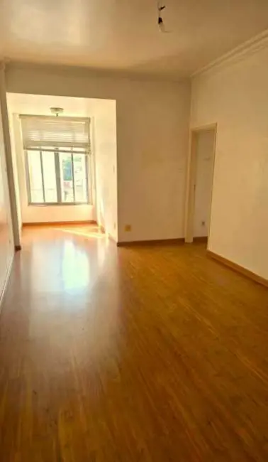 Apartamento com 3 quartos à venda, 126m2 em Rio De Janeiro - RJ - imagem 1 Foto 1 de Apartamento com 3 quartos à venda, 126m2 em Rio De Janeiro - RJ