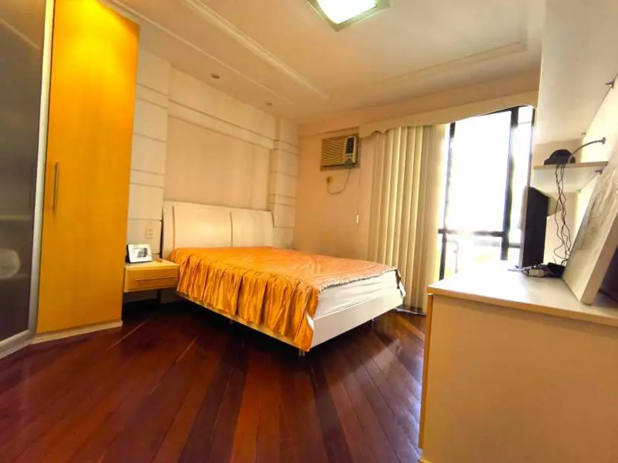 Foto 4 de Apartamento com 4 quartos à venda, 140m2 em Rio De Janeiro - RJ