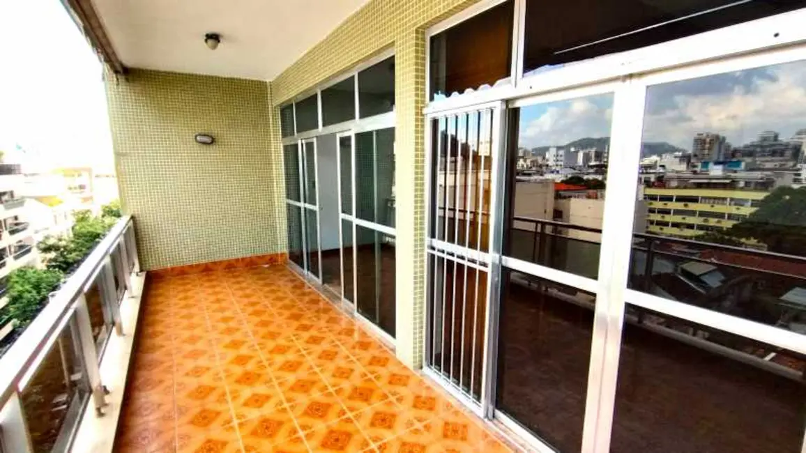 Apartamento com 4 quartos à venda, 160m2 em Rio De Janeiro - RJ - imagem 1 Foto 1 de Apartamento com 4 quartos à venda, 160m2 em Rio De Janeiro - RJ