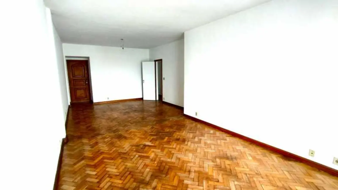 Apartamento com 4 quartos à venda, 160m2 em Rio De Janeiro - RJ - imagem 2 Foto 2 de Apartamento com 4 quartos à venda, 160m2 em Rio De Janeiro - RJ