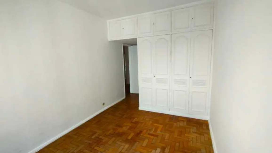 Apartamento com 4 quartos à venda, 160m2 em Rio De Janeiro - RJ - imagem 9 Foto 9 de Apartamento com 4 quartos à venda, 160m2 em Rio De Janeiro - RJ