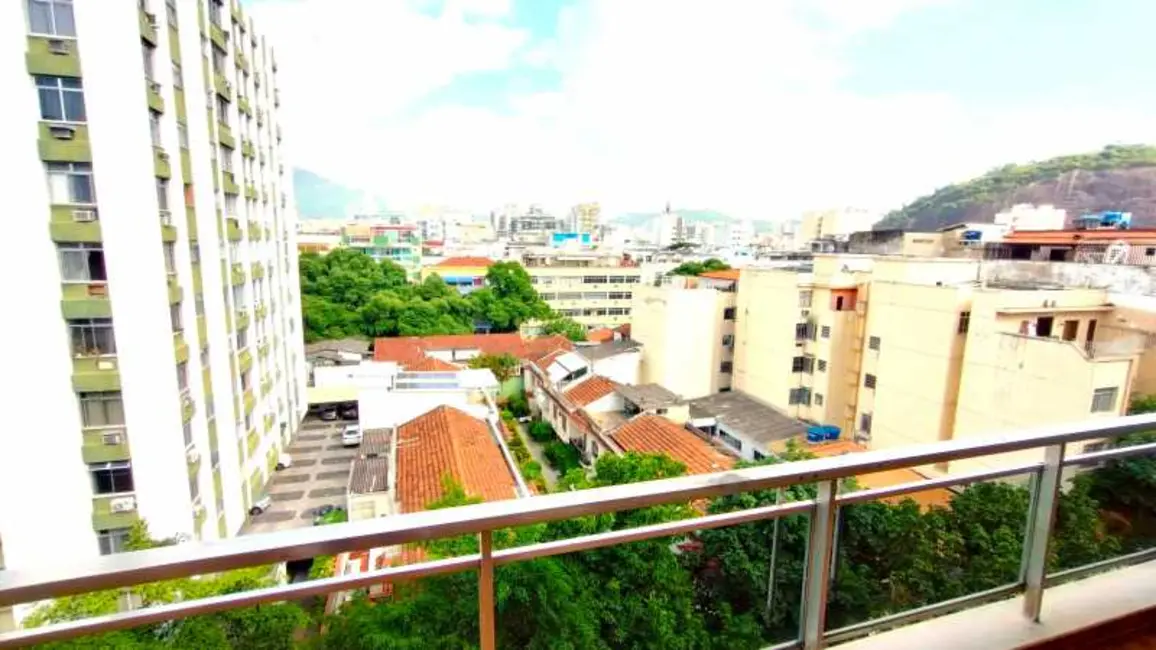 Apartamento com 4 quartos à venda, 160m2 em Rio De Janeiro - RJ - imagem 3 Foto 3 de Apartamento com 4 quartos à venda, 160m2 em Rio De Janeiro - RJ