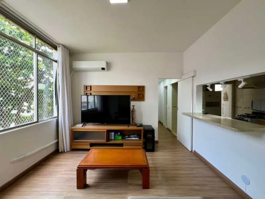 Foto 2 de Apartamento com 2 quartos à venda, 72m2 em Rio De Janeiro - RJ