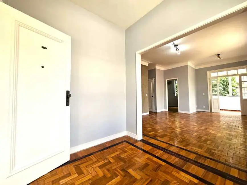 Foto 2 de Apartamento com 3 quartos à venda, 128m2 em Rio De Janeiro - RJ