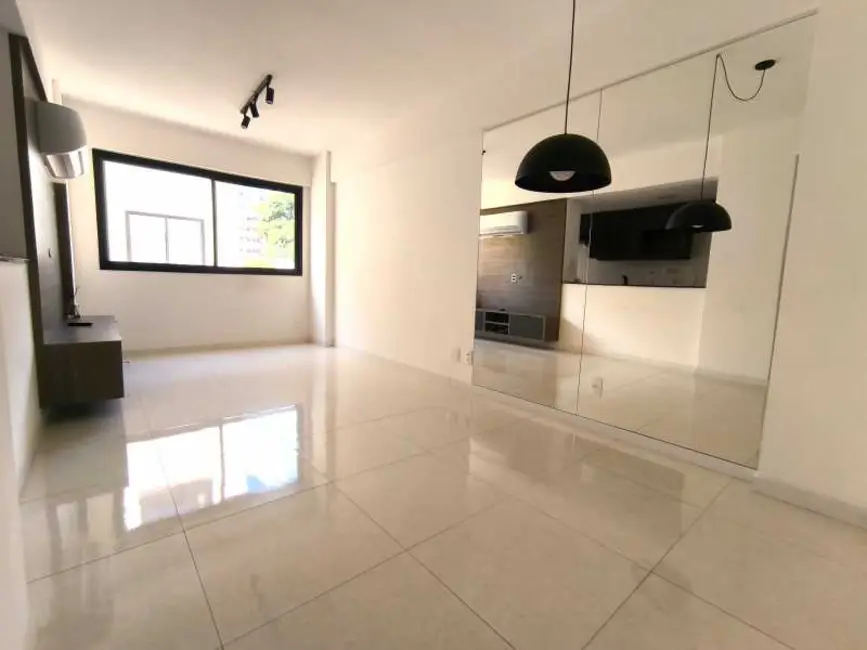 Foto 2 de Apartamento com 1 quarto à venda, 48m2 em Rio De Janeiro - RJ