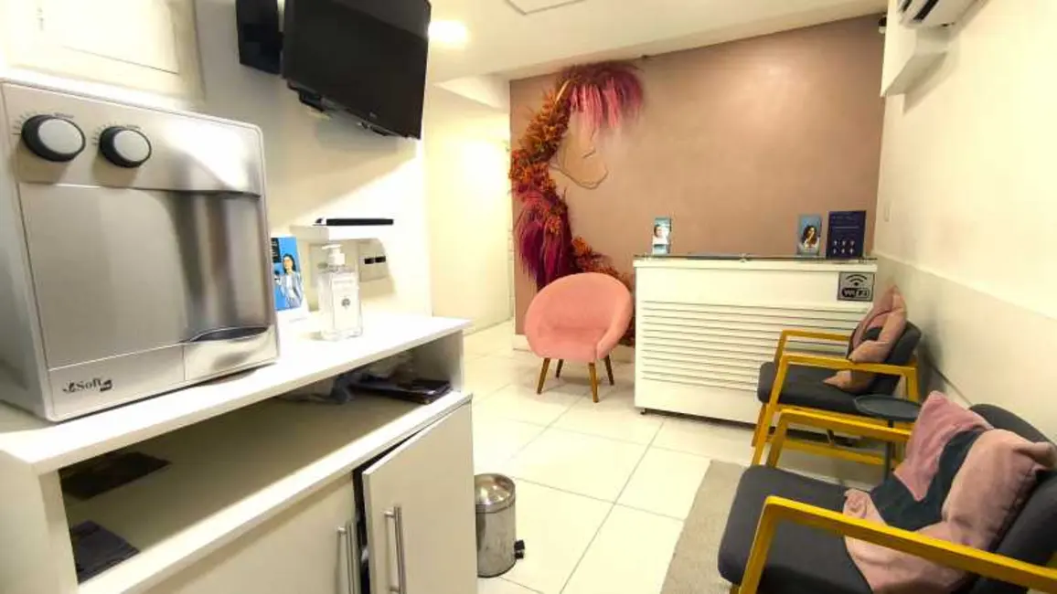 Sala Comercial à venda, 66m2 em Rio De Janeiro - RJ - imagem 1 Foto 1 de Sala Comercial à venda, 66m2 em Rio De Janeiro - RJ