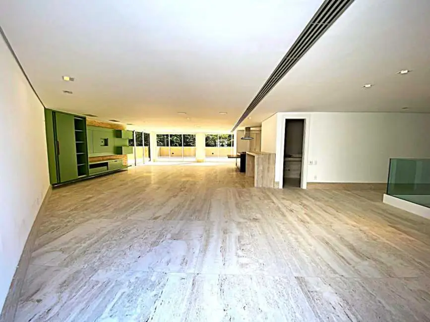 Foto 2 de Cobertura com 6 quartos à venda, 1000m2 em Rio De Janeiro - RJ