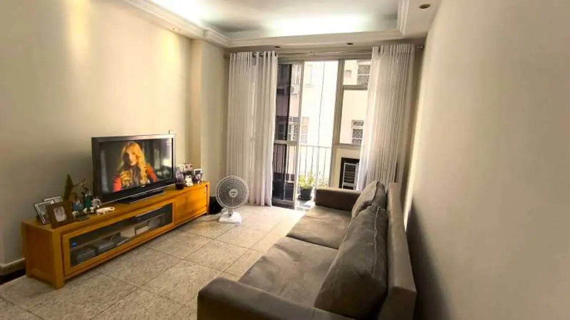 Foto 2 de Apartamento com 2 quartos à venda, 87m2 em Rio De Janeiro - RJ