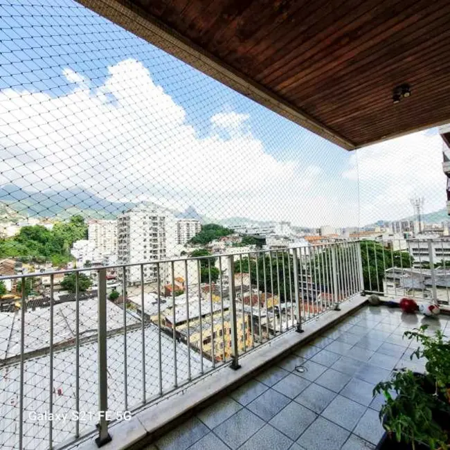 Foto 2 de Apartamento com 2 quartos à venda, 110m2 em Rio De Janeiro - RJ