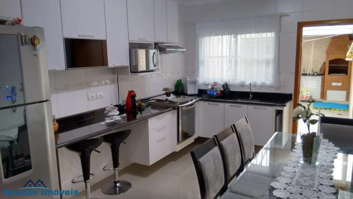 Sobrado com 3 quartos à venda, 131m2 em Vila Junqueira, Santo Andre - SP - imagem 5 Foto 5 de Sobrado com 3 quartos à venda, 131m2 em Vila Junqueira, Santo Andre - SP