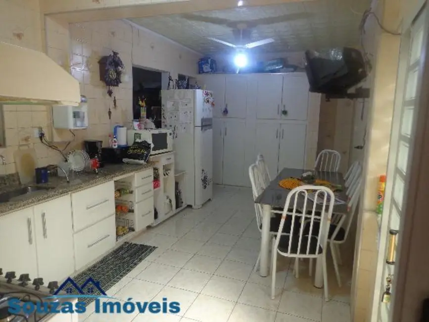 Foto 5 de Sobrado com 3 quartos à venda, 180m2 em Jardim Stella, Santo Andre - SP