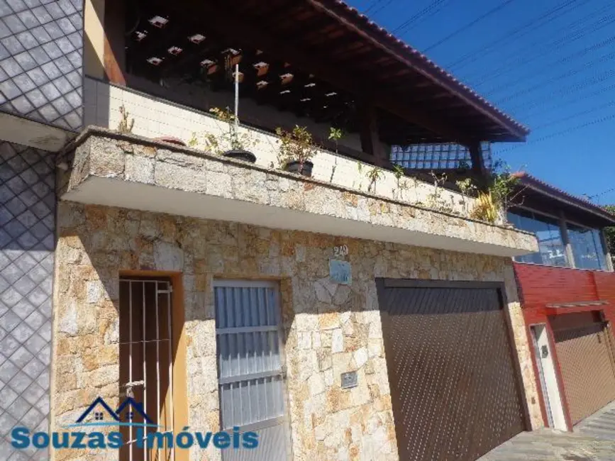 Foto 2 de Sobrado com 3 quartos à venda, 180m2 em Jardim Stella, Santo Andre - SP