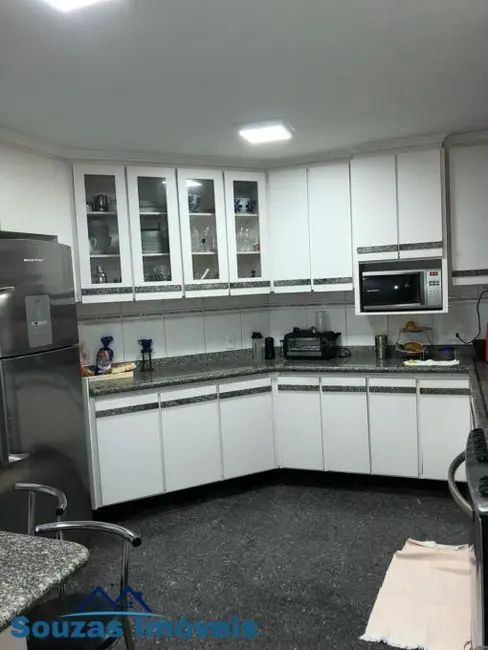 Casa com 3 quartos à venda, 324m2 em Campestre, Santo Andre - SP - imagem 4 Foto 4 de Casa com 3 quartos à venda, 324m2 em Campestre, Santo Andre - SP