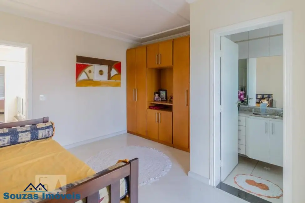 Sobrado com 3 quartos à venda, 340m2 em Paraíso, Santo Andre - SP - imagem 5 Foto 5 de Sobrado com 3 quartos à venda, 340m2 em Paraíso, Santo Andre - SP