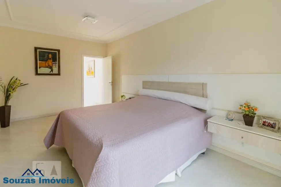 Sobrado com 3 quartos à venda, 340m2 em Paraíso, Santo Andre - SP - imagem 6 Foto 6 de Sobrado com 3 quartos à venda, 340m2 em Paraíso, Santo Andre - SP