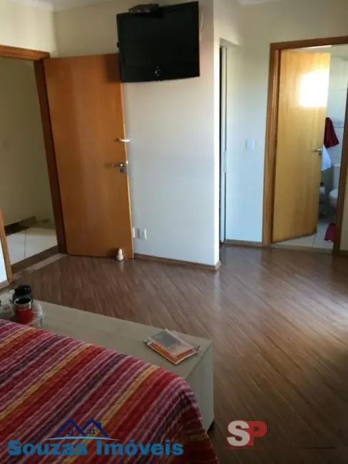 Casa de Condomínio com 3 quartos à venda, 275m2 em Parque das Nações, Santo Andre - SP - imagem 4 Foto 4 de Casa de Condomínio com 3 quartos à venda, 275m2 em Parque das Nações, Santo Andre - SP