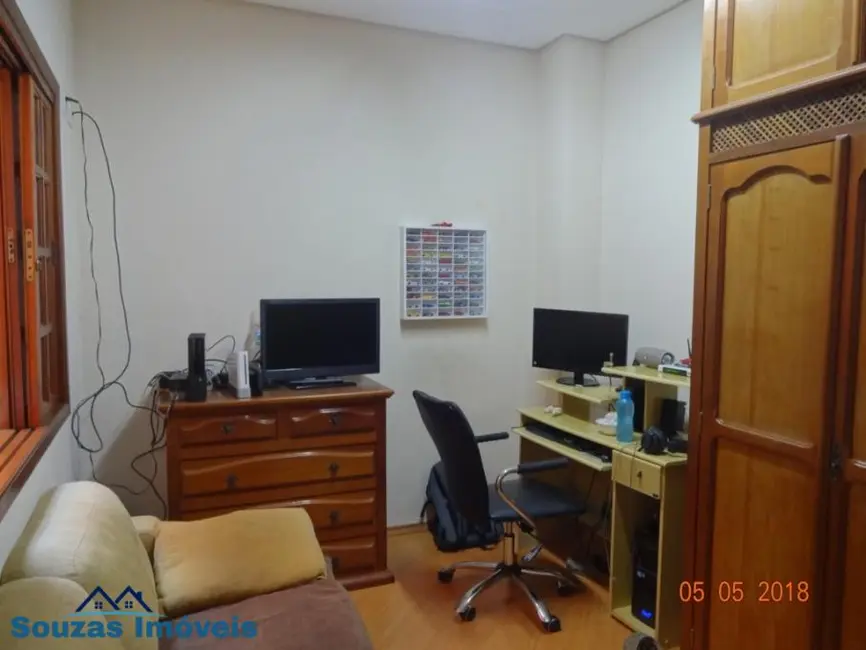 Foto 8 de Sobrado com 3 quartos à venda, 165m2 em Campestre, Santo Andre - SP