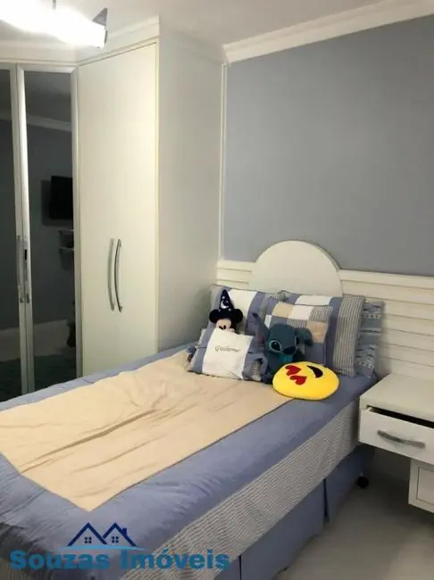 Sobrado com 4 quartos à venda, 204m2 em Parque Novo Oratório, Santo Andre - SP - imagem 8 Foto 8 de Sobrado com 4 quartos à venda, 204m2 em Parque Novo Oratório, Santo Andre - SP