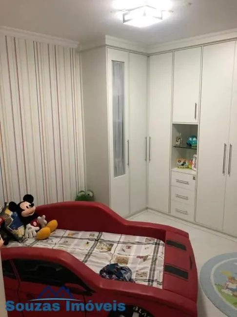 Sobrado com 4 quartos à venda, 204m2 em Parque Novo Oratório, Santo Andre - SP - imagem 7 Foto 7 de Sobrado com 4 quartos à venda, 204m2 em Parque Novo Oratório, Santo Andre - SP