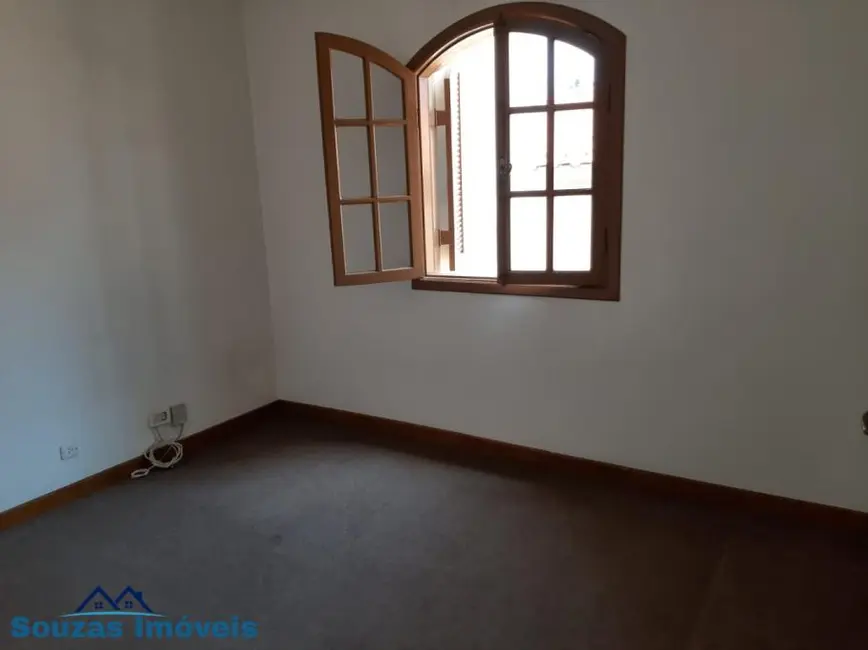 Sobrado com 3 quartos à venda, 193m2 em Jardim, Santo Andre - SP - imagem 8 Foto 8 de Sobrado com 3 quartos à venda, 193m2 em Jardim, Santo Andre - SP