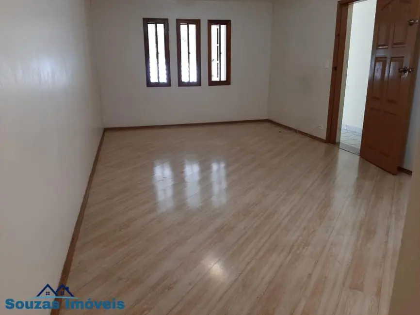 Sobrado com 3 quartos à venda, 193m2 em Jardim, Santo Andre - SP - imagem 2 Foto 2 de Sobrado com 3 quartos à venda, 193m2 em Jardim, Santo Andre - SP