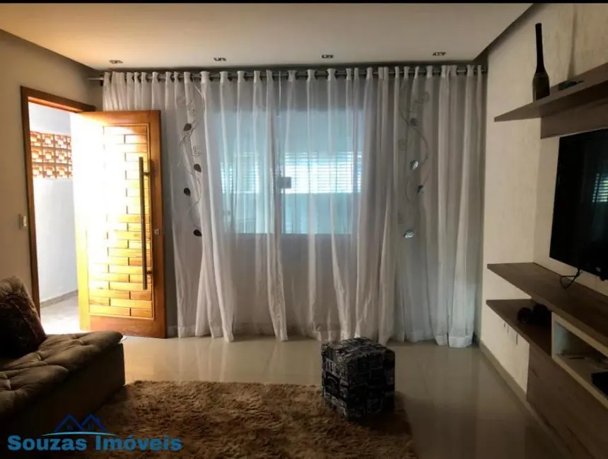 Foto 1 de Sobrado com 3 quartos à venda, 150m2 em Vila Curuçá, Santo Andre - SP