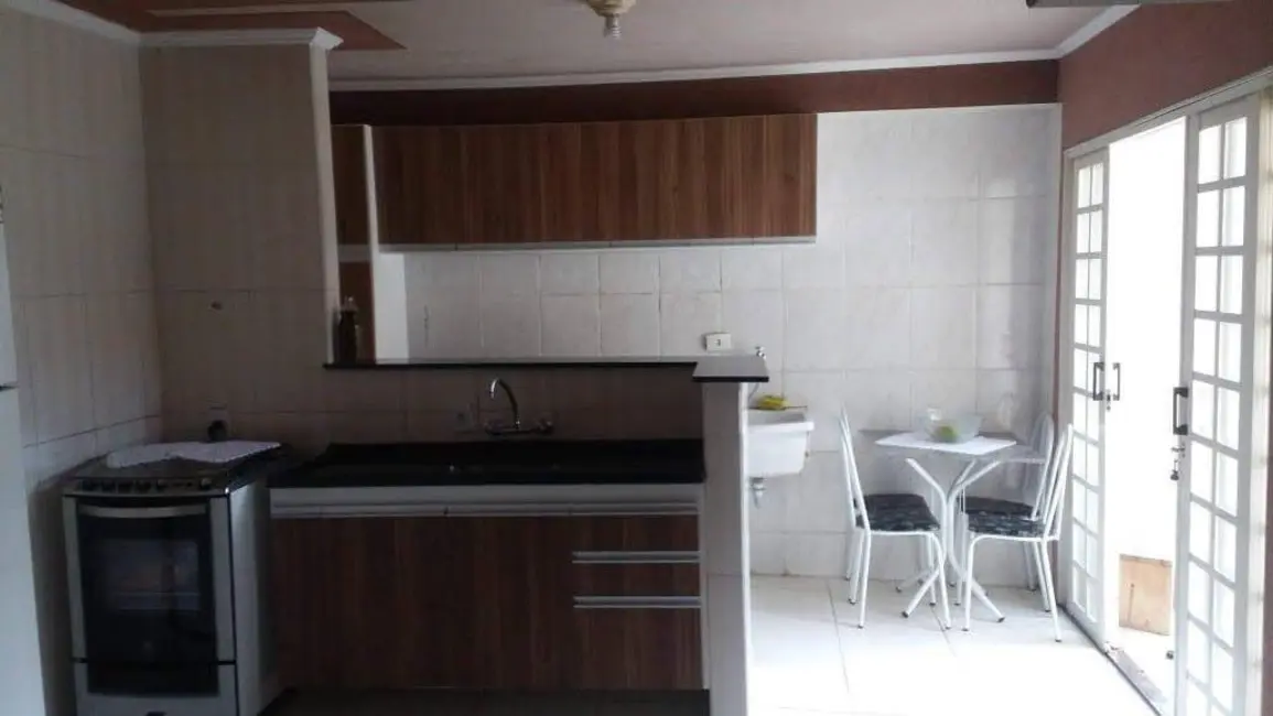 Foto 2 de Casa com 3 quartos à venda, 110m2 em Parque Almerinda Pereira Chaves, Jundiai - SP