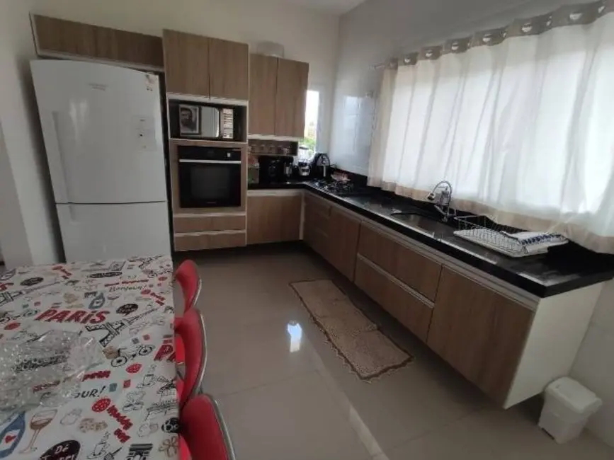 Foto 4 de Casa de Condomínio com 3 quartos à venda, 150m2 em Cabreuva - SP