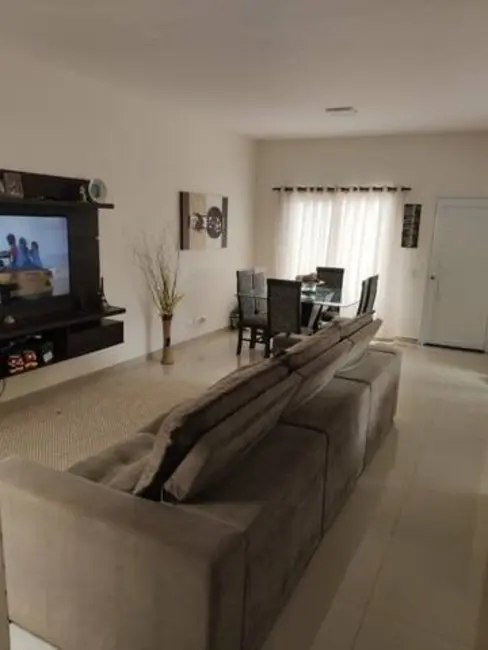 Foto 2 de Casa de Condomínio com 3 quartos à venda, 150m2 em Cabreuva - SP