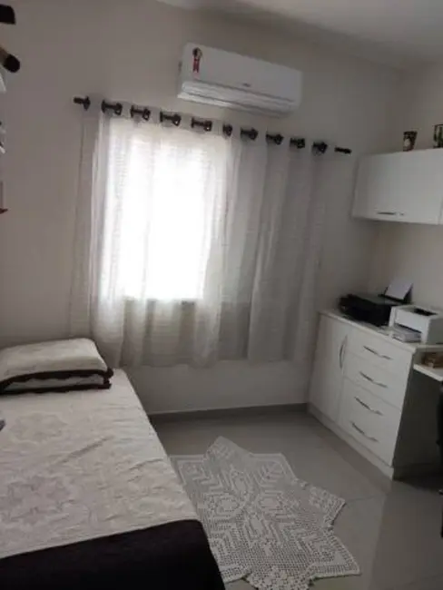 Foto 7 de Casa de Condomínio com 3 quartos à venda, 150m2 em Cabreuva - SP