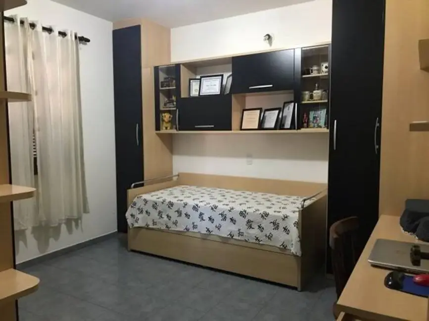 Foto 6 de Casa com 3 quartos à venda, 250m2 em Ieiri, Varzea Paulista - SP
