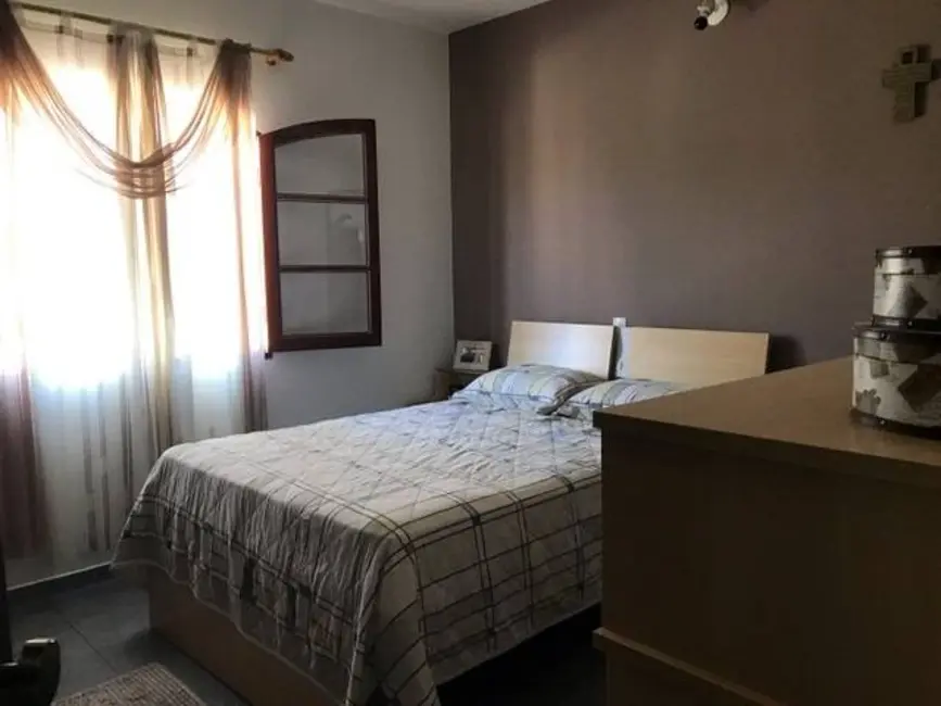 Foto 9 de Casa com 3 quartos à venda, 250m2 em Ieiri, Varzea Paulista - SP