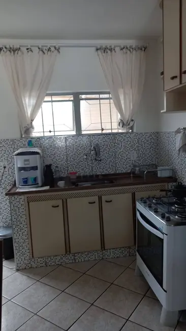 Foto 3 de Casa com 2 quartos à venda, 121m2 em Jardim Santa Gertrudes, Jundiai - SP