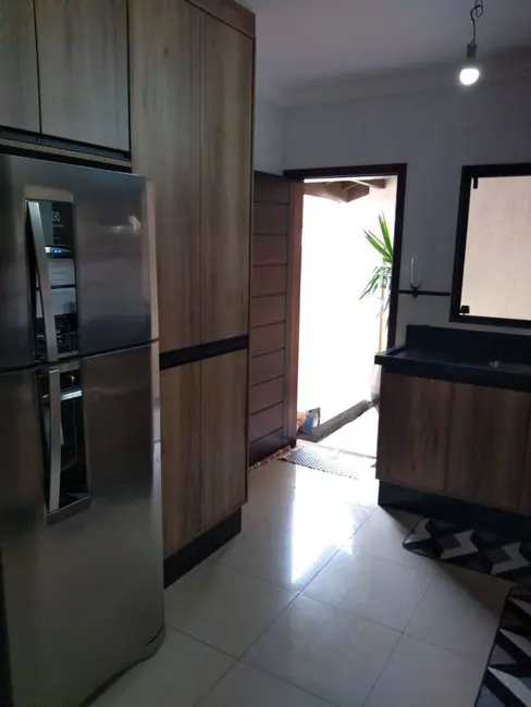 Foto 2 de Casa com 3 quartos à venda, 250m2 em Jardim Vista Alegre, Campo Limpo Paulista - SP
