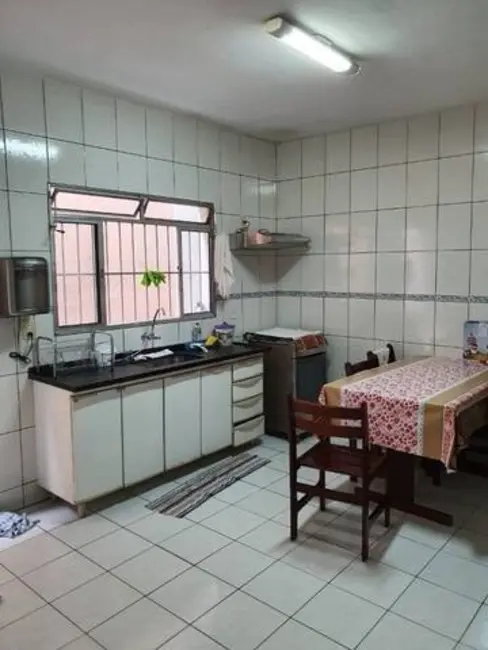 Foto 2 de Casa com 2 quartos à venda, 132m2 em Jundiai - SP