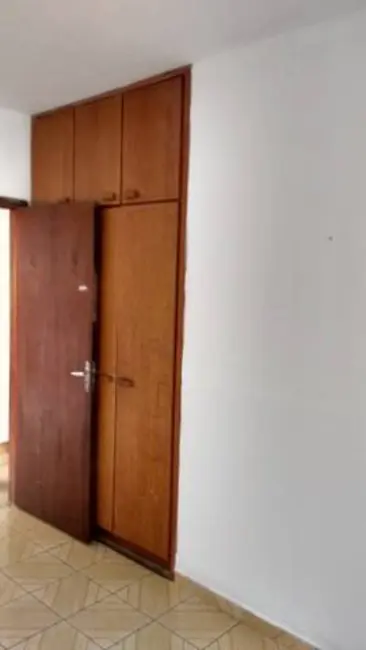 Casa com 3 quartos à venda, 190m2 em Jardim Torres São José, Jundiai - SP - imagem 3 Foto 3 de Casa com 3 quartos à venda, 190m2 em Jardim Torres São José, Jundiai - SP