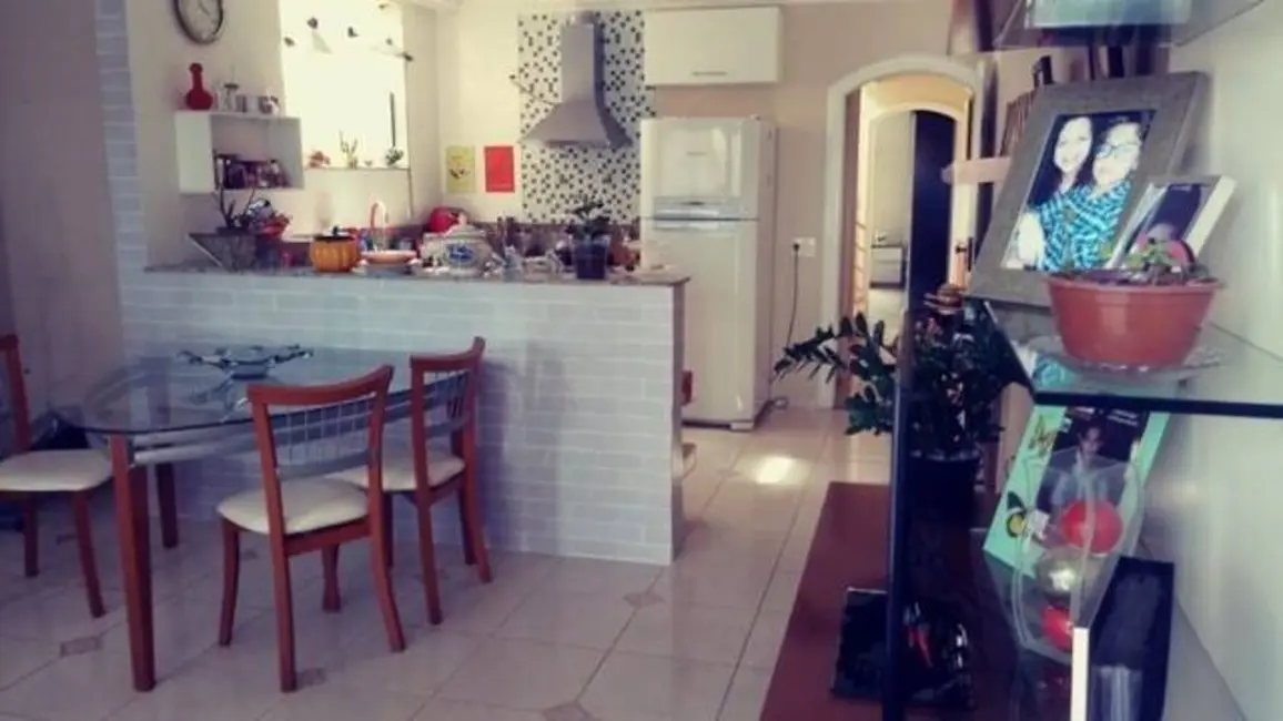 Casa com 3 quartos à venda, 175m2 em Jundiai - SP - imagem 7 Foto 7 de Casa com 3 quartos à venda, 175m2 em Jundiai - SP
