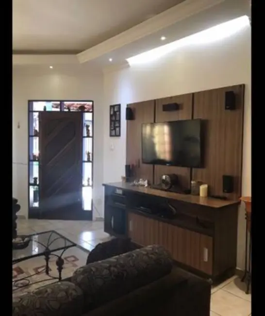 Foto 1 de Casa com 3 quartos à venda, 223m2 em Parque Cidade Jardim, Jundiai - SP
