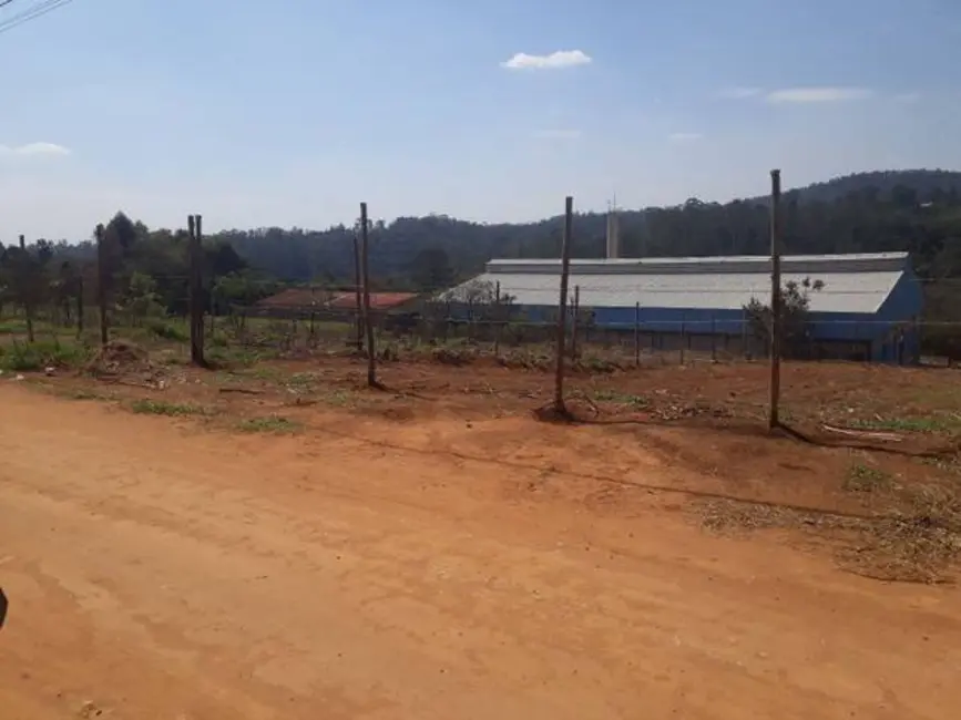 Foto 1 de Terreno / Lote à venda, 562m2 em Jarinu - SP