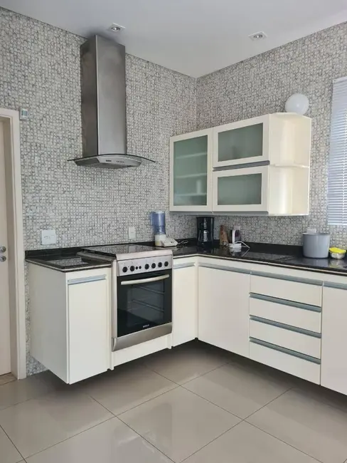 Foto 8 de Casa de Condomínio com 2 quartos à venda, 379m2 em Medeiros, Jundiai - SP