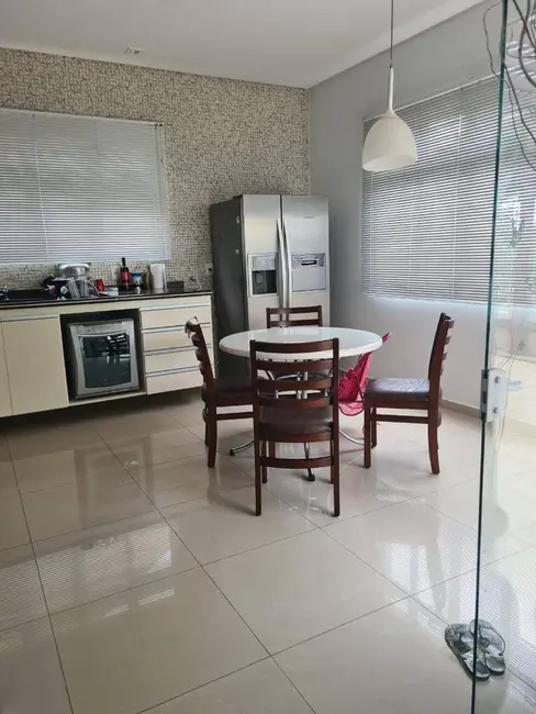 Foto 6 de Casa de Condomínio com 2 quartos à venda, 379m2 em Medeiros, Jundiai - SP